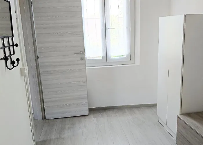 Nuovo 2 Tra E Maranello Ferrari Apartment