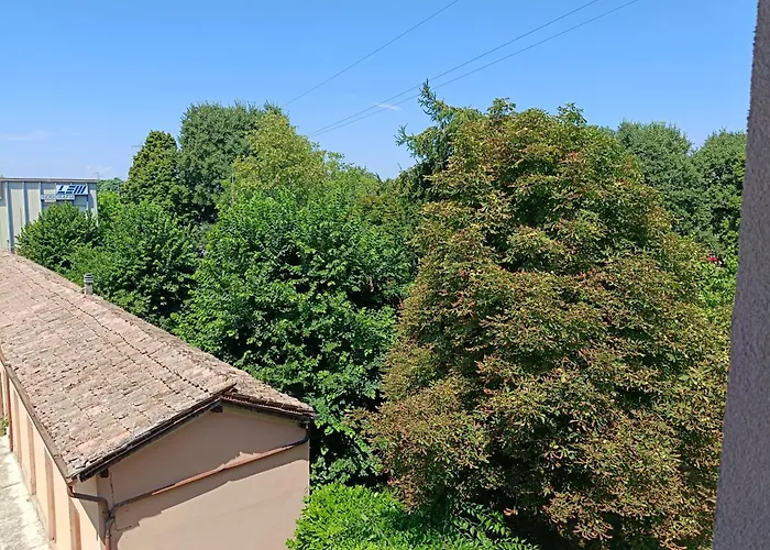 Apartment Nuovo 2 Tra E Maranello Ferrari